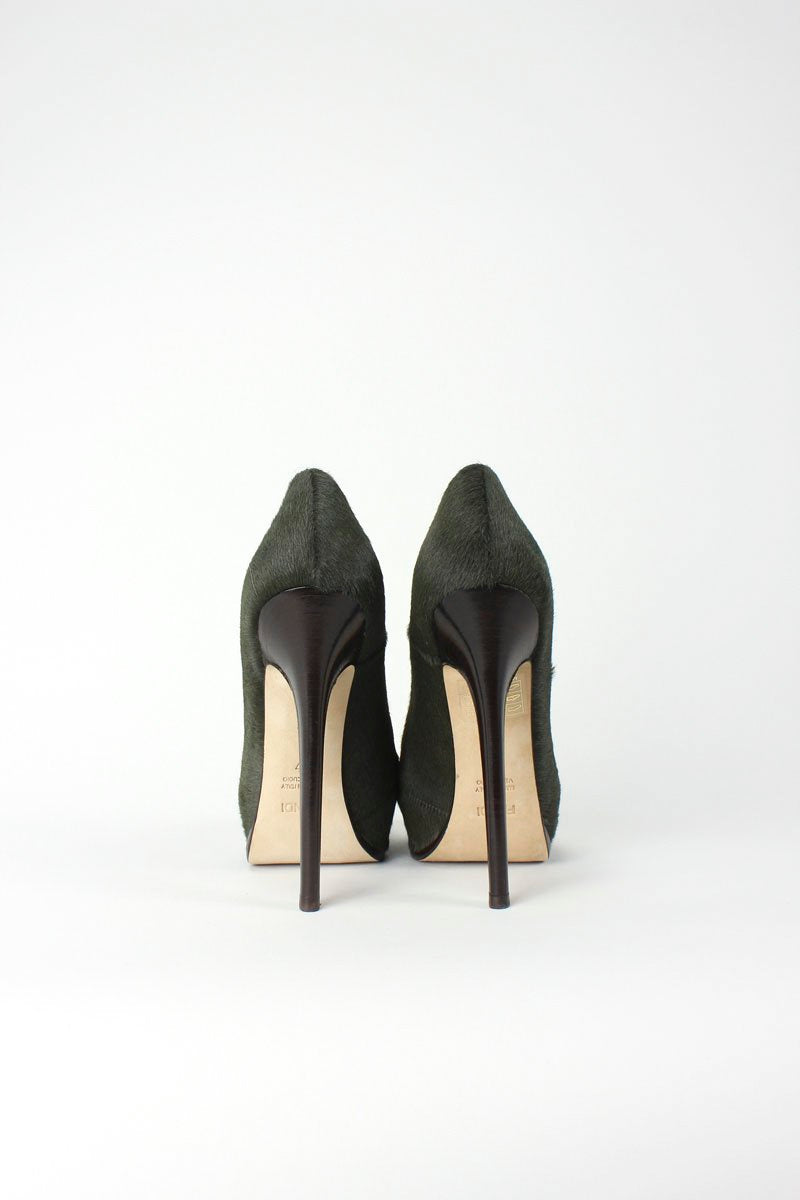 Fendi Militare Pony Hair Platform Closed Toe Pump - 37 IT | 7 US