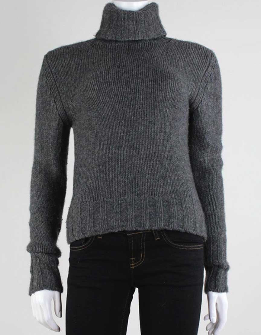BURBERRY Turtleneck Sweater - Small
