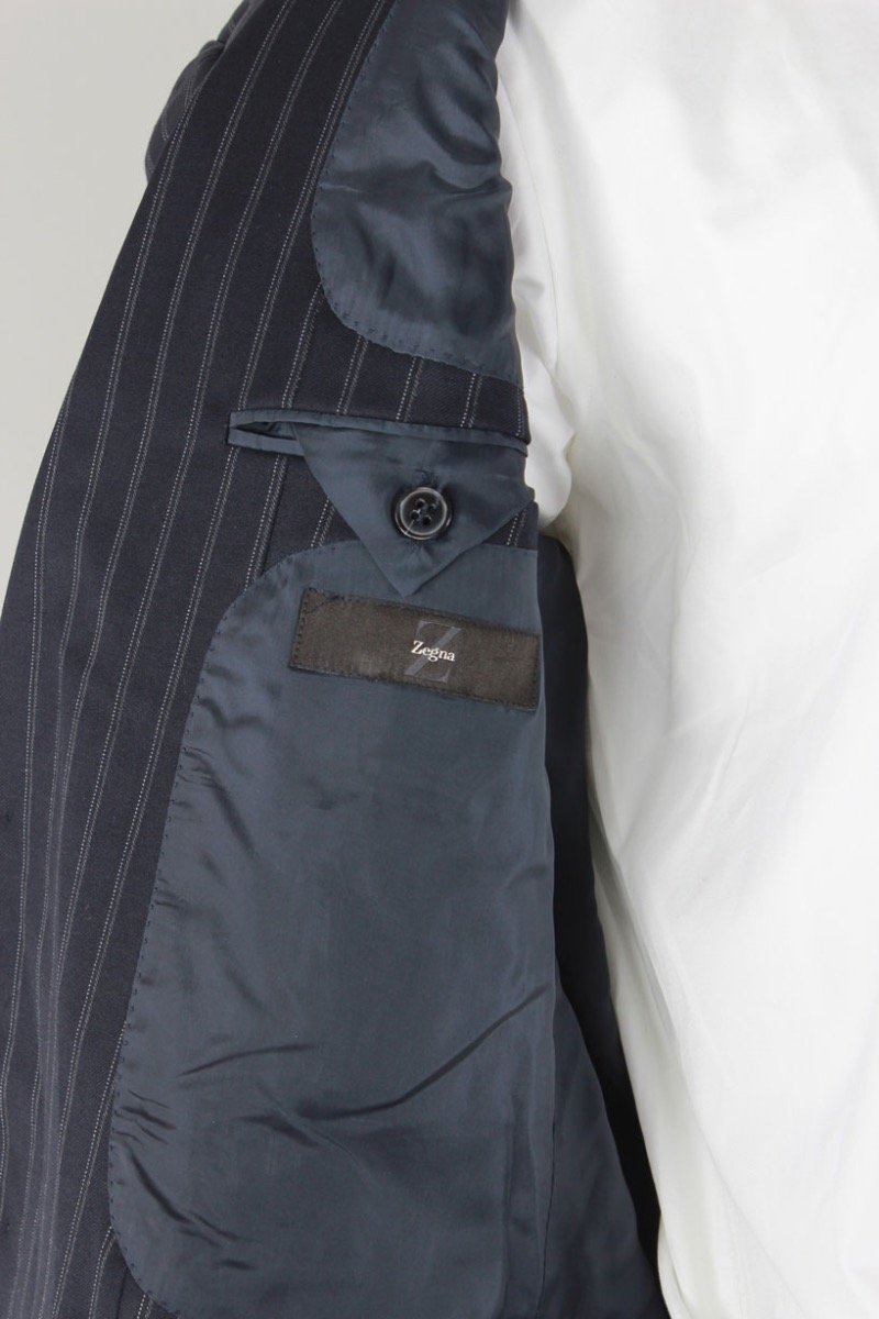 Z Zegna Black Pinstripe Two Button Double Vent Suit With Flat Front Pants 42R