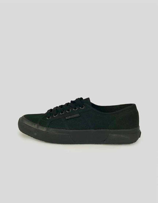 SUPERGA Classic Trainers  for women - 8 US