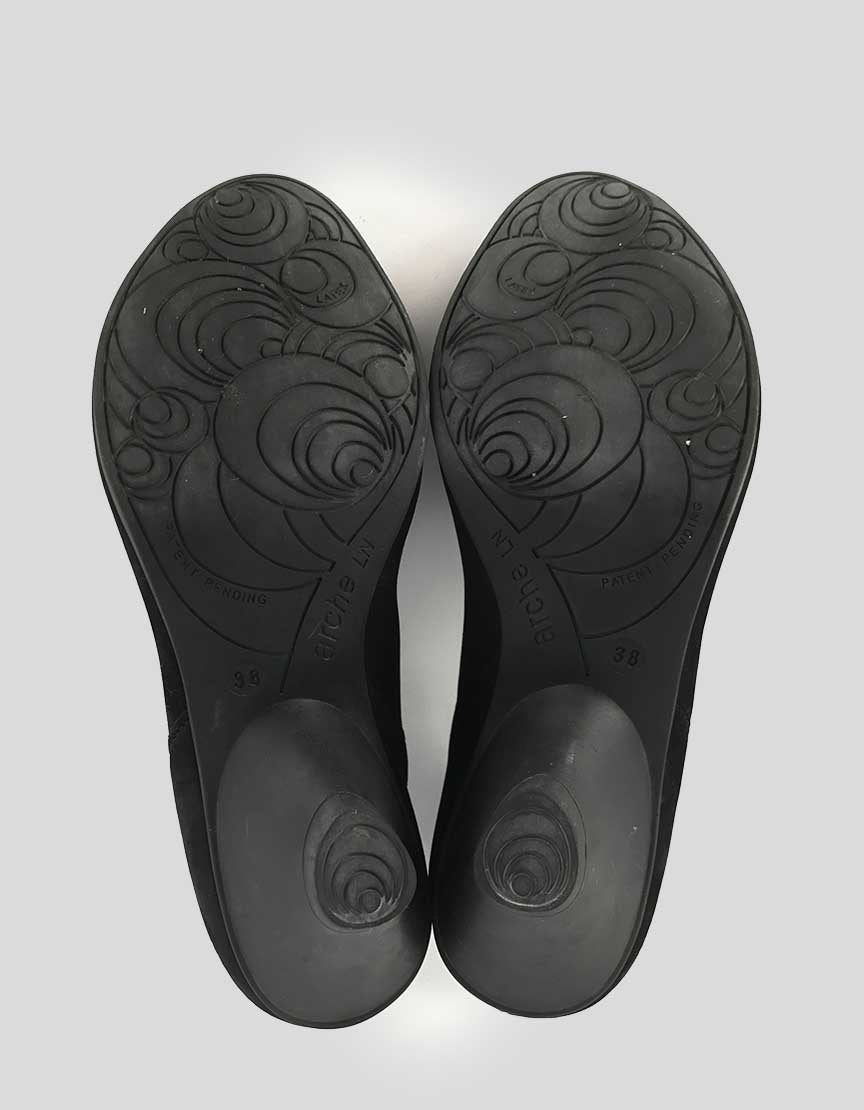 ARCHE Peep Toe Pumps - 8.5M US