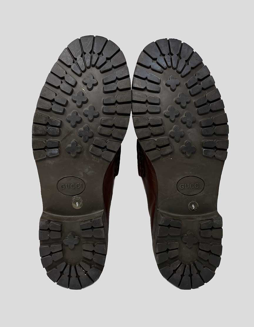 GUCCI Leather Loafers - 9 US