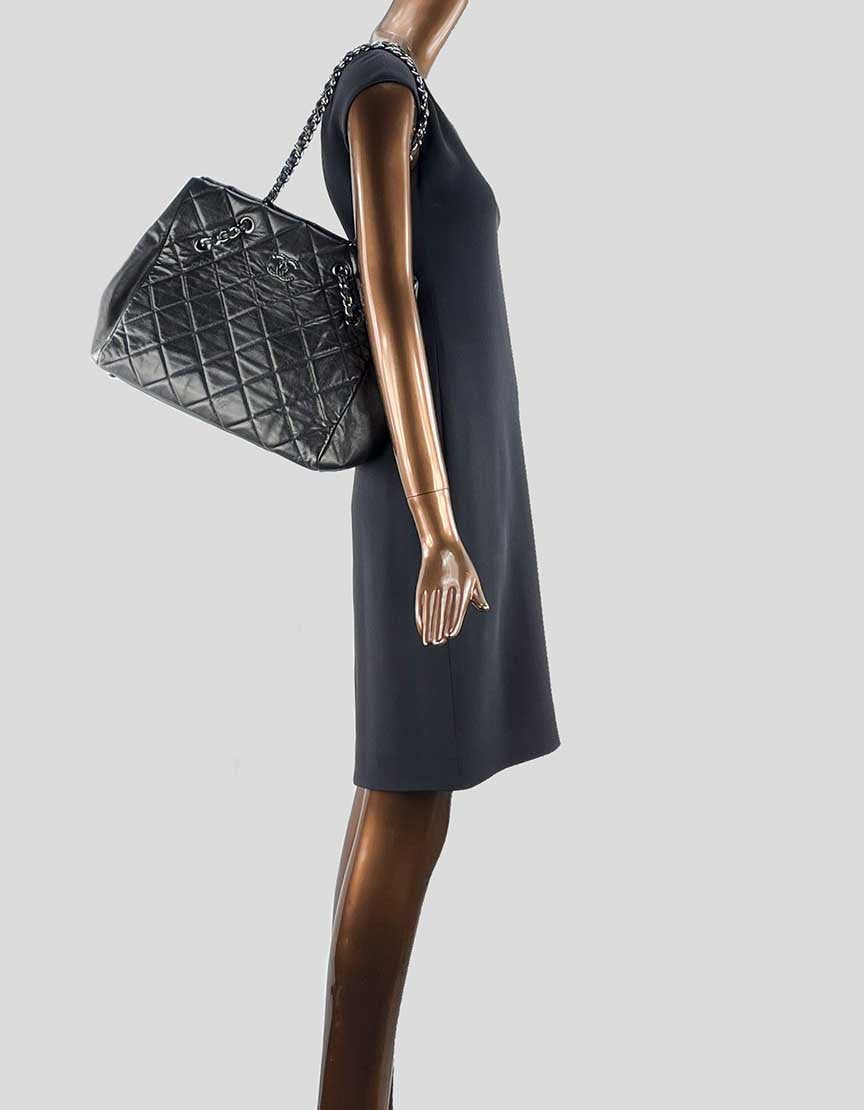 Chanel Shopping Tote In Black Caviar Leather