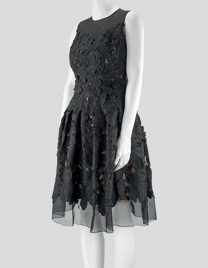 Carmen Marc Valvo Black Floral Applique Dress Size 6US