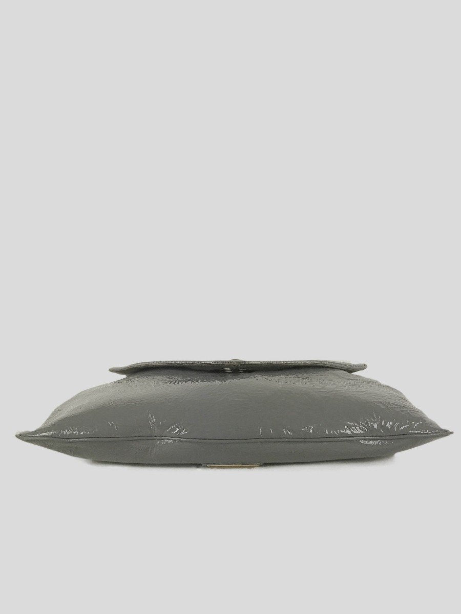 Badgley Mischka Grey Patent Leather Top Handle Envelope Bag With Detachable Strap