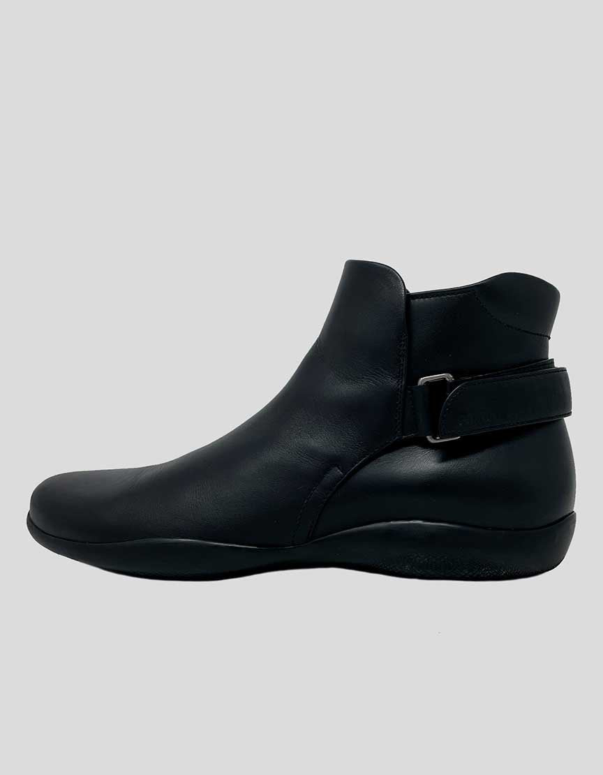 Black Mens Prada Chelsea Boots Prada Men's Leather Ankle Chelsea