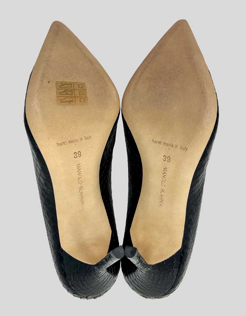 Manolo Blahnik Black BB Snakeskin Embossed Pumps - 39 IT | 9 US