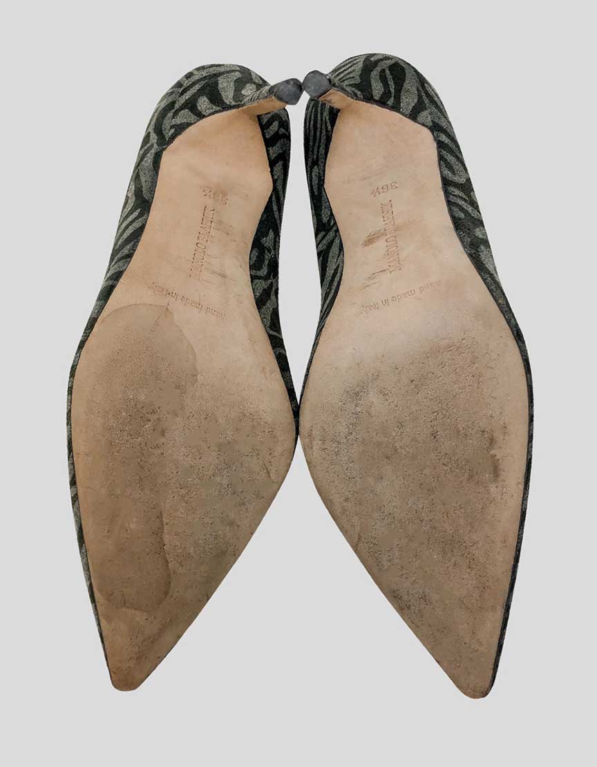MANOLO BLAHNIK Suede Printed Pumps - 36.5 IT | 6.5 US