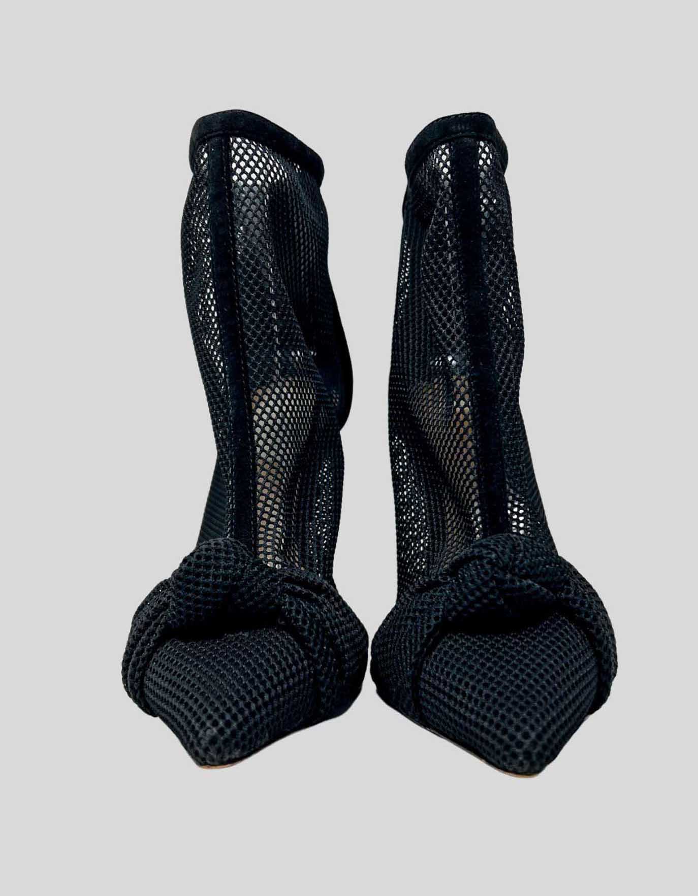 SCHUTZ Booties - 8.5B US