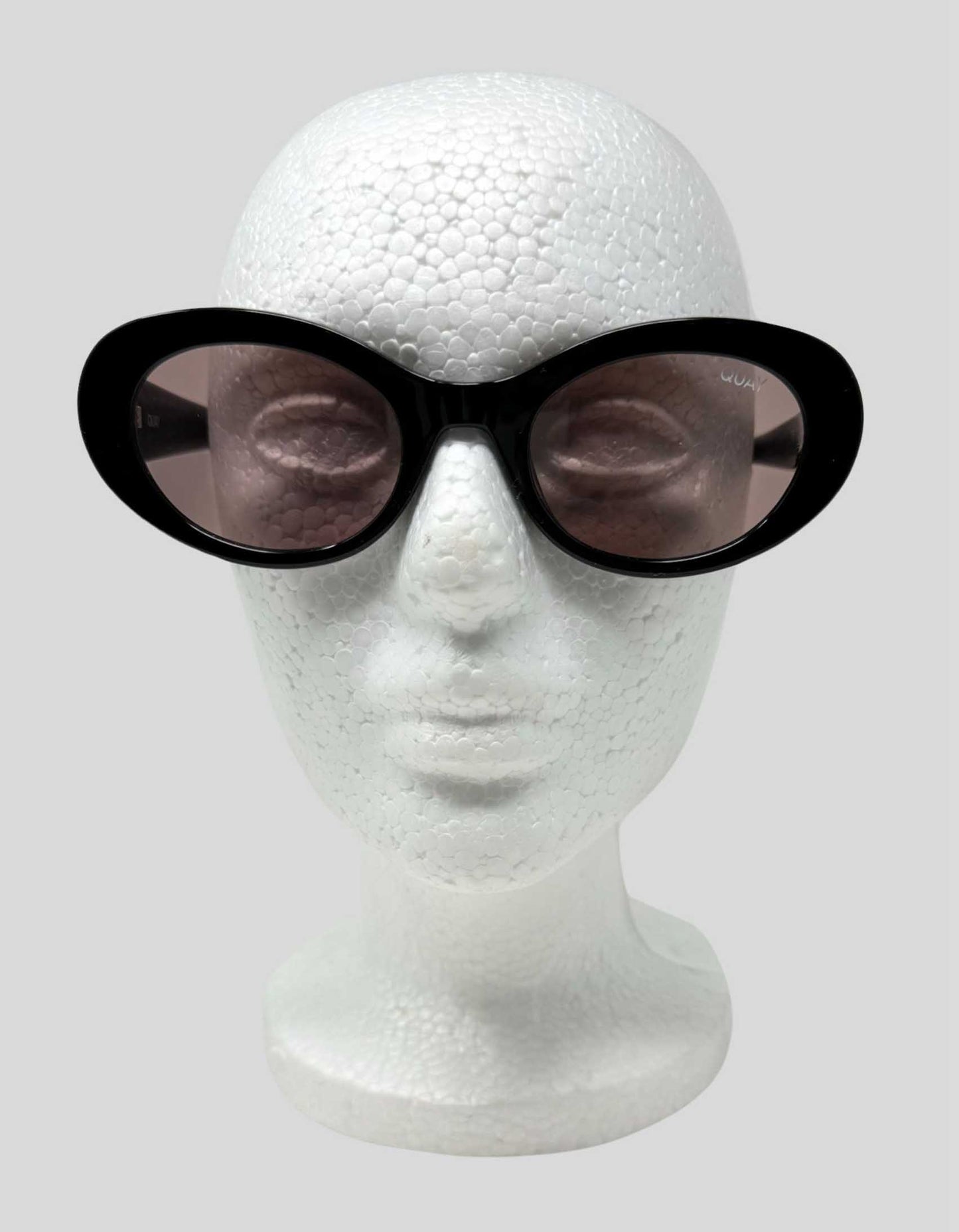 QUAY Round Shape Sunglasses for women