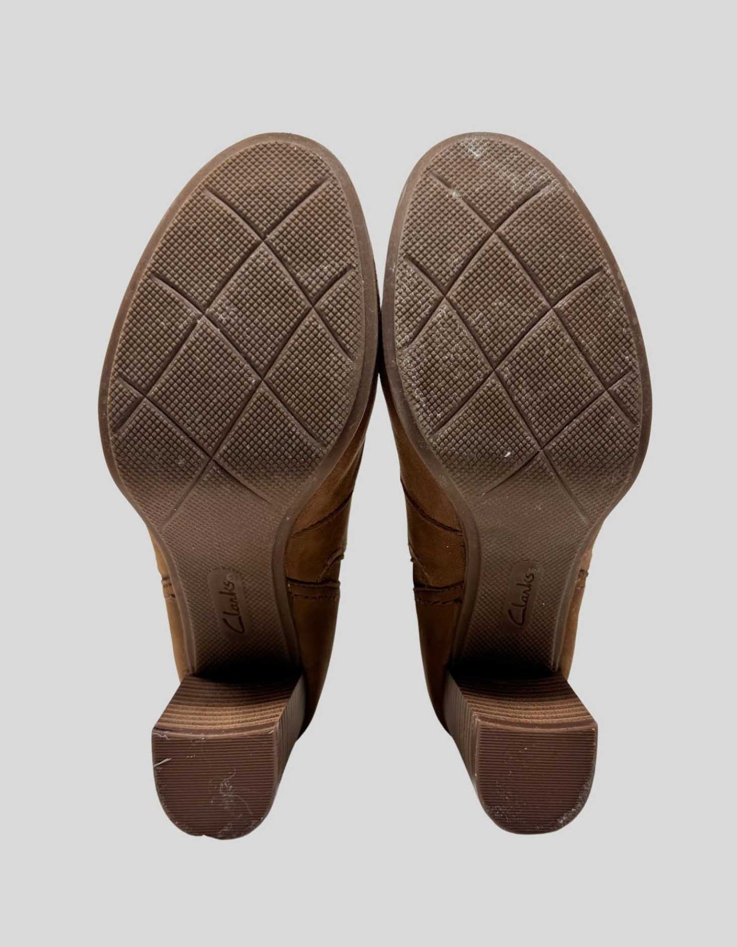 CLARKS Collection Suede Boots - 6 US