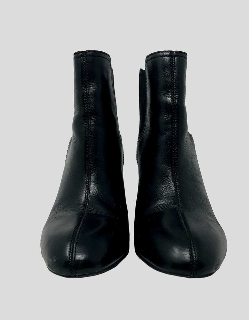 TORY BURCH Chelsea Boots - 8.5 US