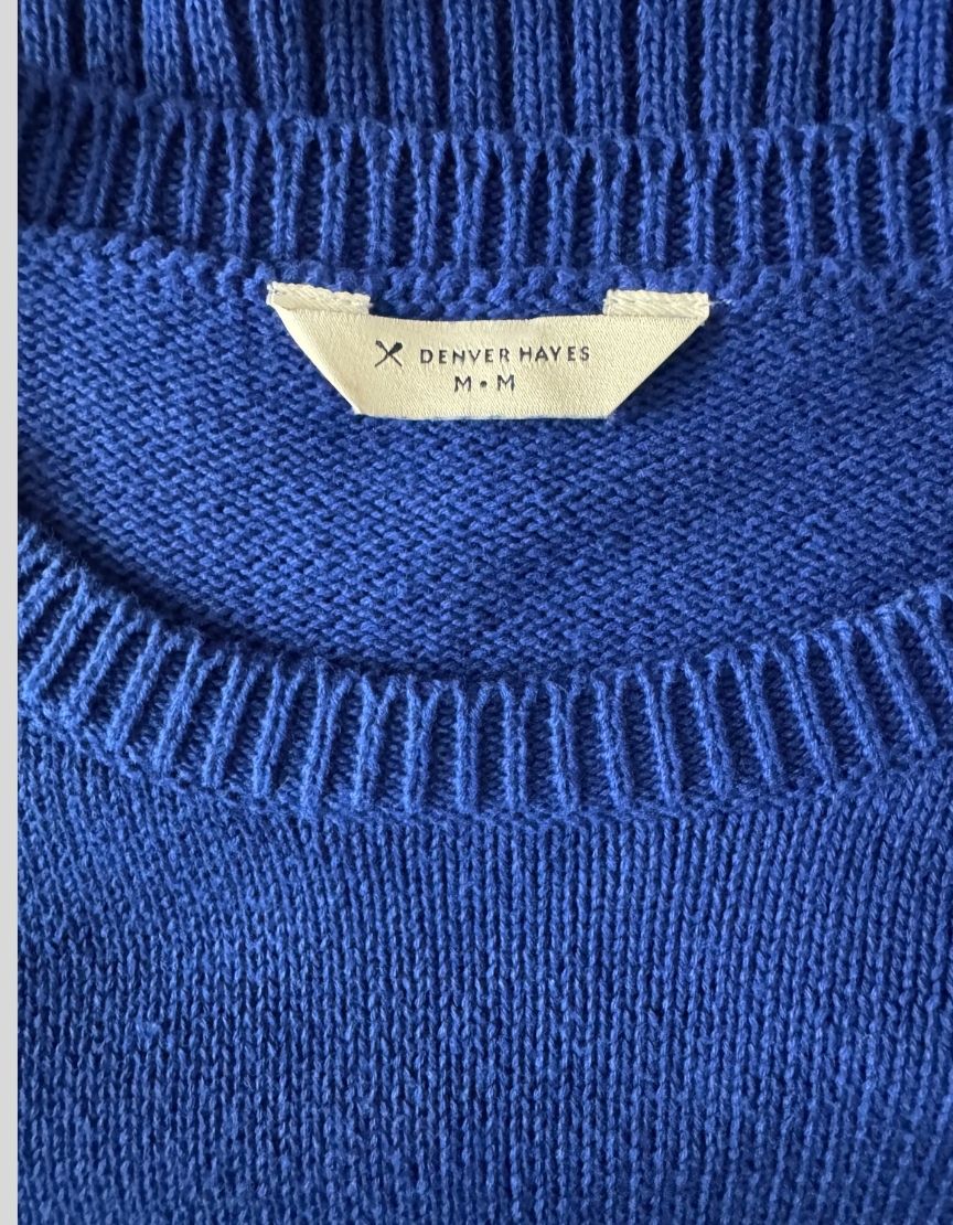 DENVER HAYES Textured Stripe Sweater - Medium