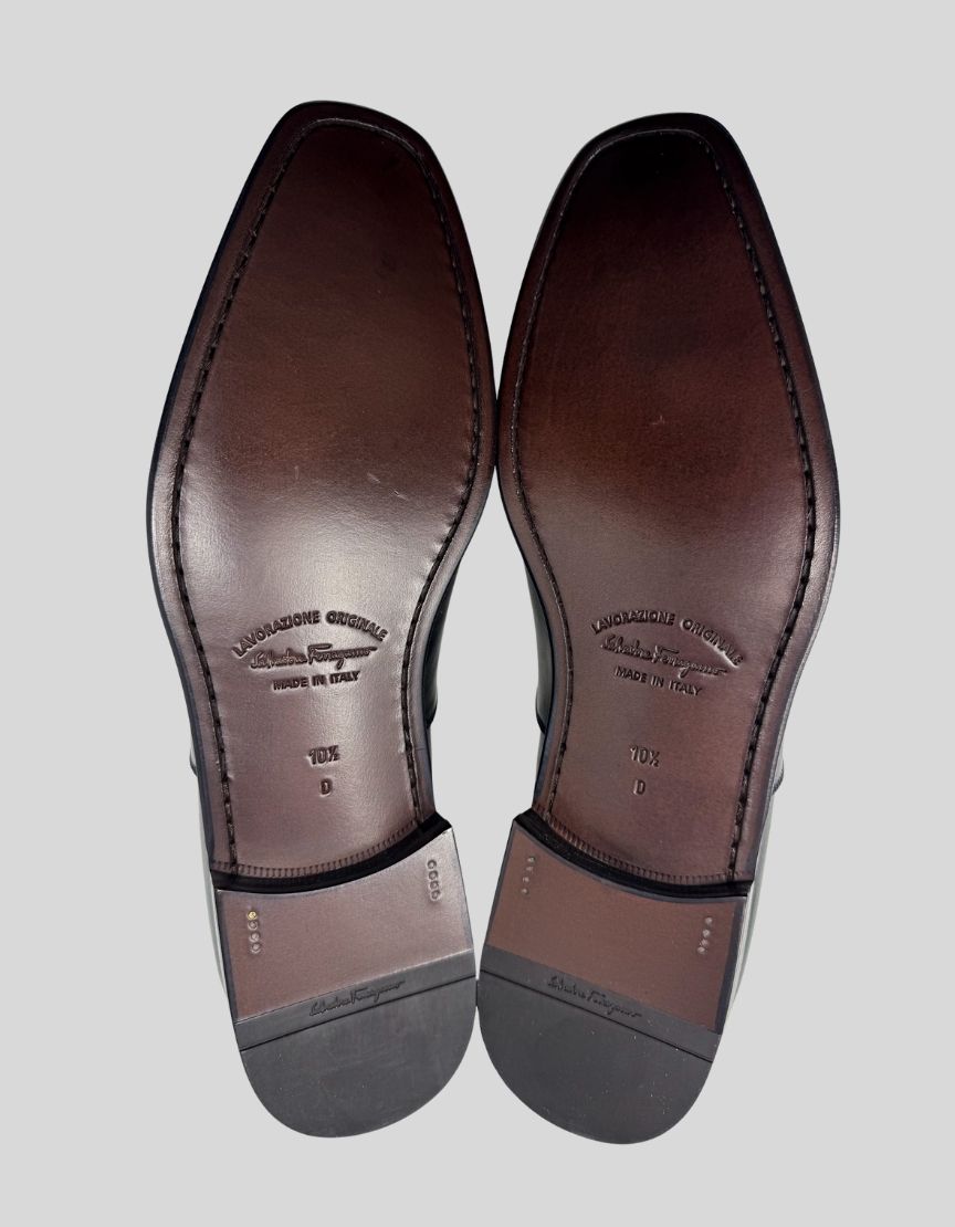 SALVATORE FERRAGAMO Classic Oxford Dress Shoes w/ Tags - 10.5D US