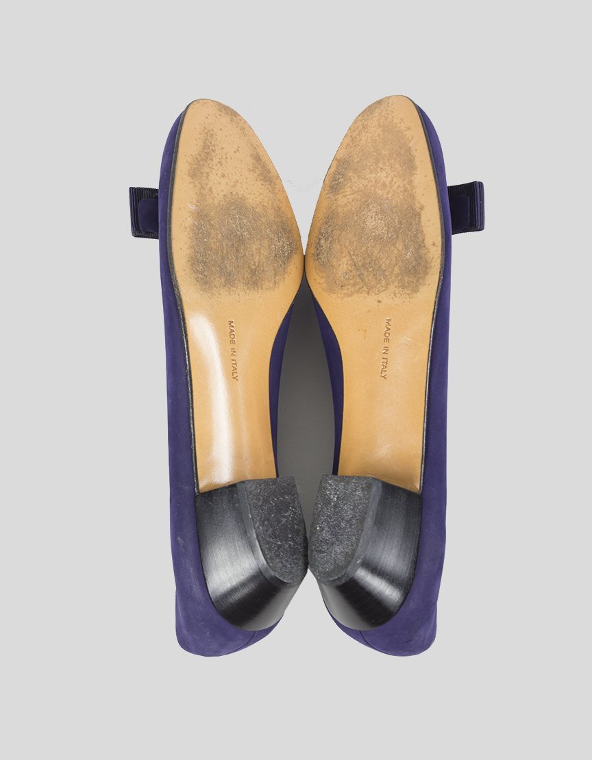 SALVATORE FERRAGAMO Low Heel Pumps - 7.5AA US