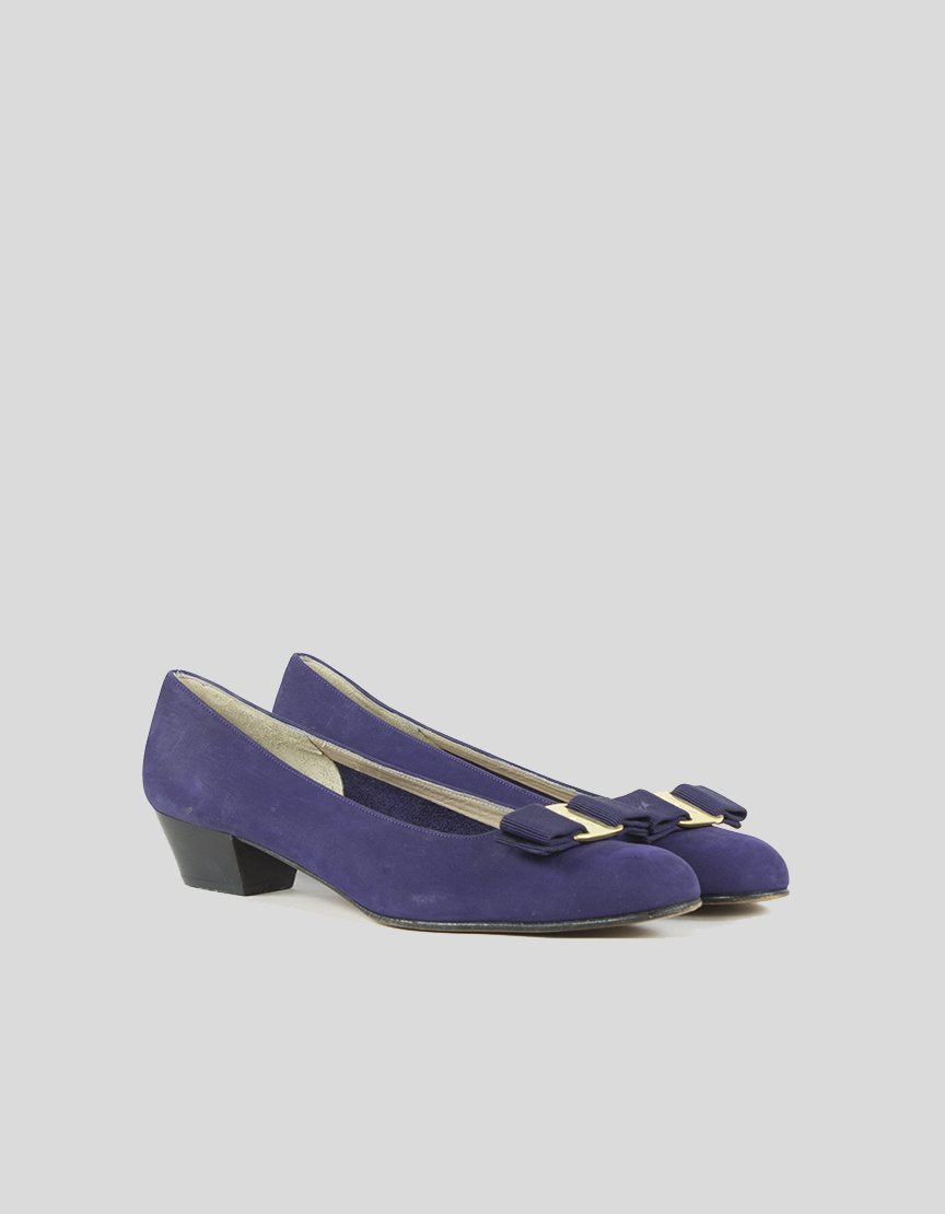 SALVATORE FERRAGAMO Low Heel Pumps - 7.5AA US