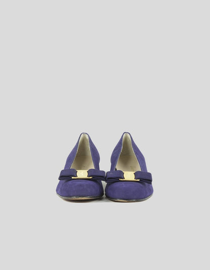 SALVATORE FERRAGAMO Low Heel Pumps - 7.5AA US
