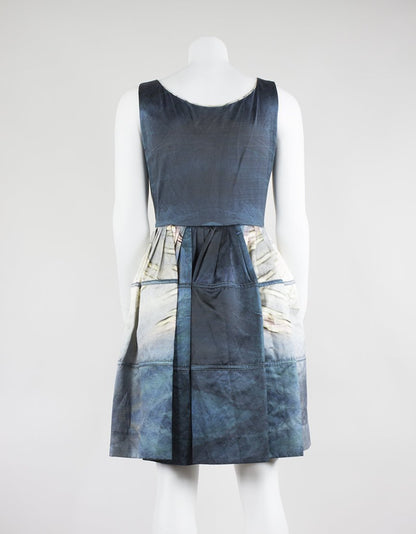 Michael Angel Gathered Waist Sleeveless Dress With A V-Neck Lapel - 4 US