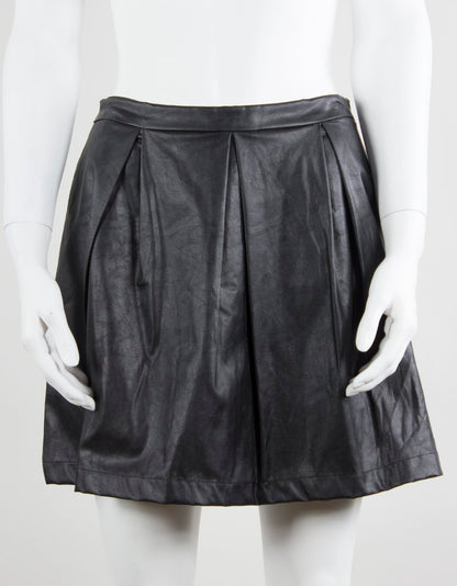 Tart Collection Faux Leather Pleated Mini Skirt With 1 Waist Band Size Small