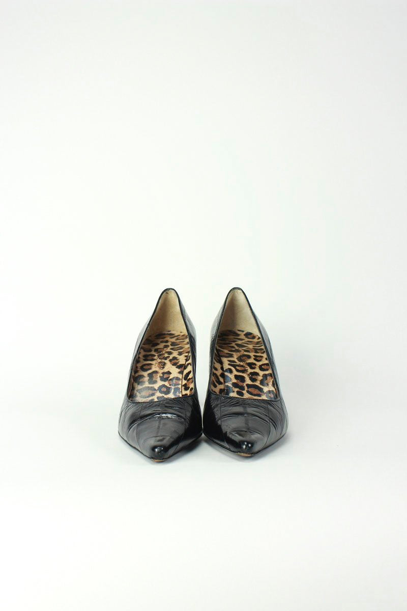 Dolce & Gabbana Leather Pumps - 37 IT | 7 US