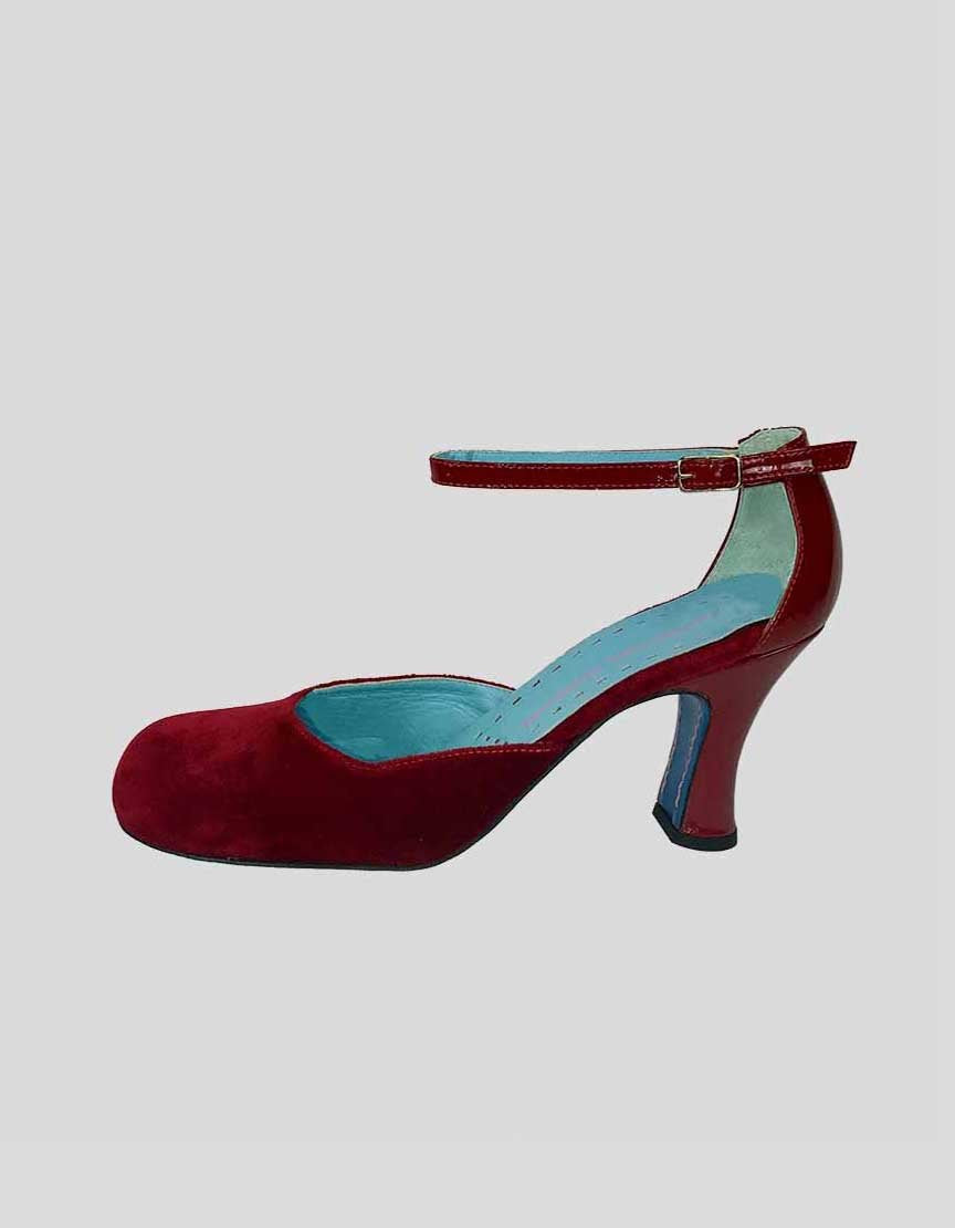 Leopoldo Giordano Round Toe Red Pumps With Velvet Uppers Size 38