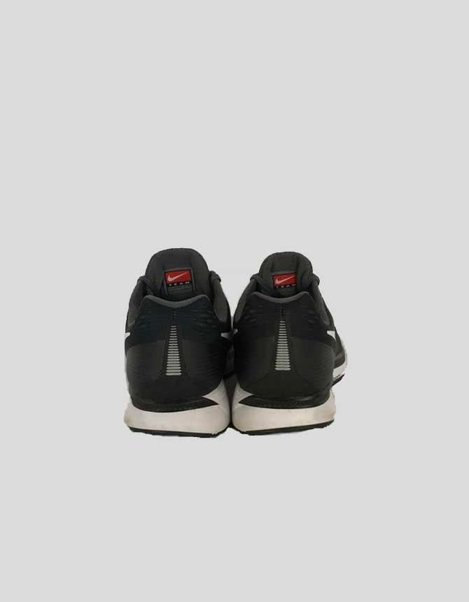 Nike Zoom Men's PegasUS 34 Running Shoes - 10.5 US
