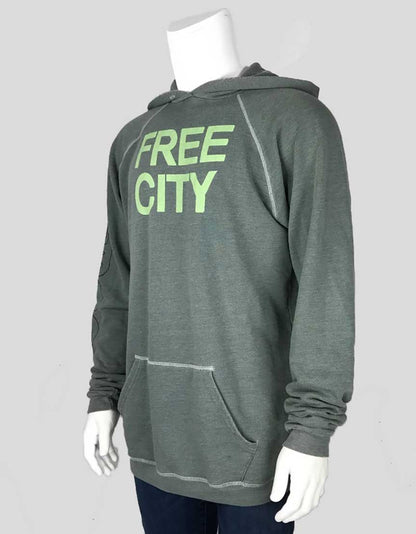 Free City Green Pullover Hoodie With Front Pocket Size 3