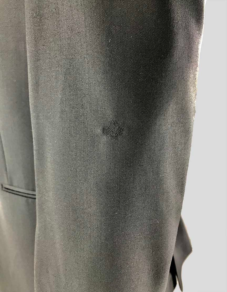 GIORGIO ARMANI Suit - 44R US | 54 IT