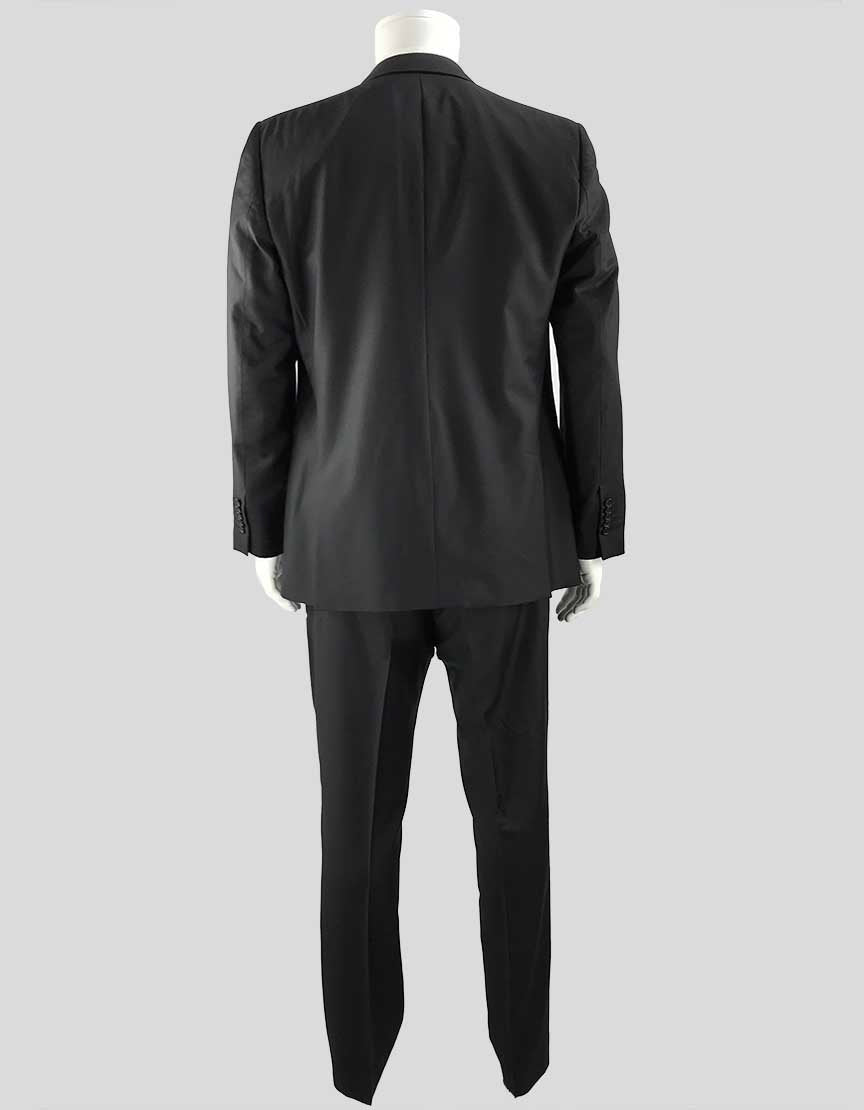 GIORGIO ARMANI Suit - 44R US | 54 IT