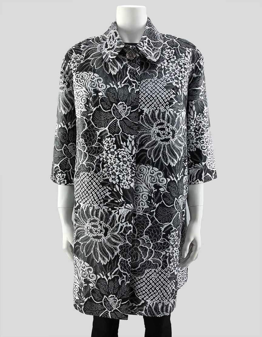 St. John Evening Topper Coat - 4 US
