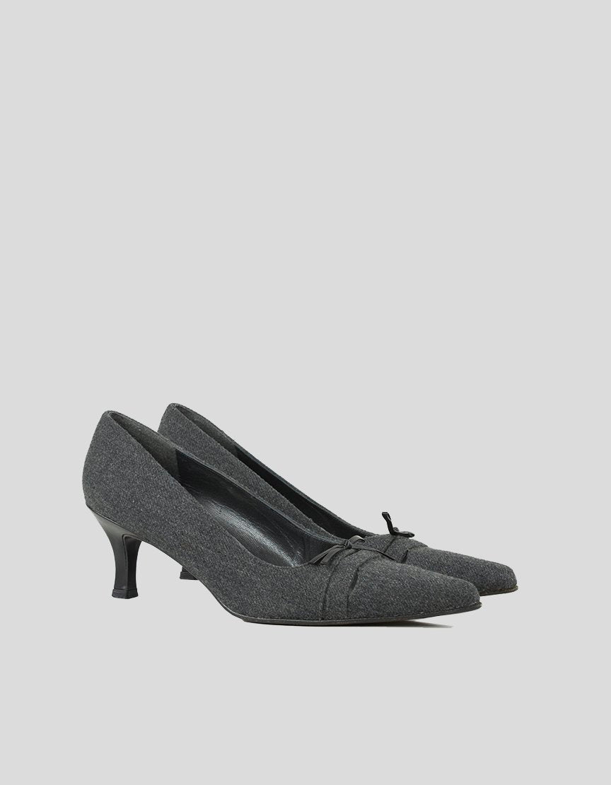Stuart Weitzman Kitten Heel Closed Toe Pumps - 8M US