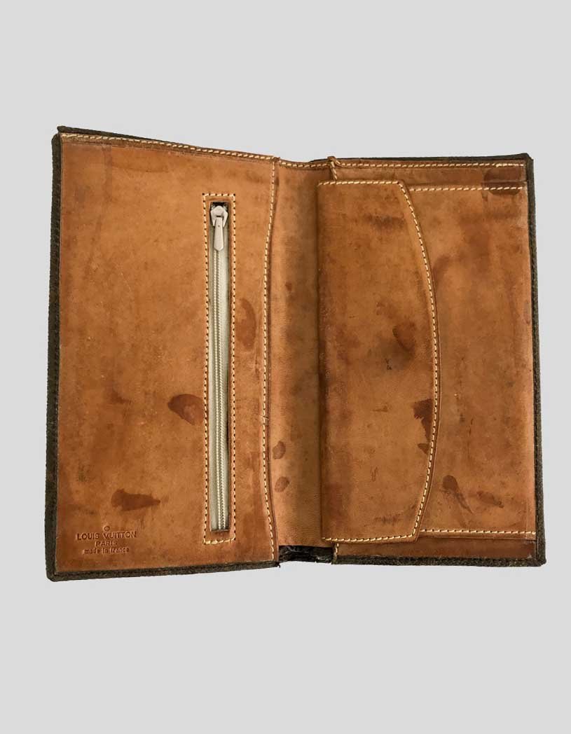 Vintage LOUIS VUITTON Toile Monogram Foldover Wallet