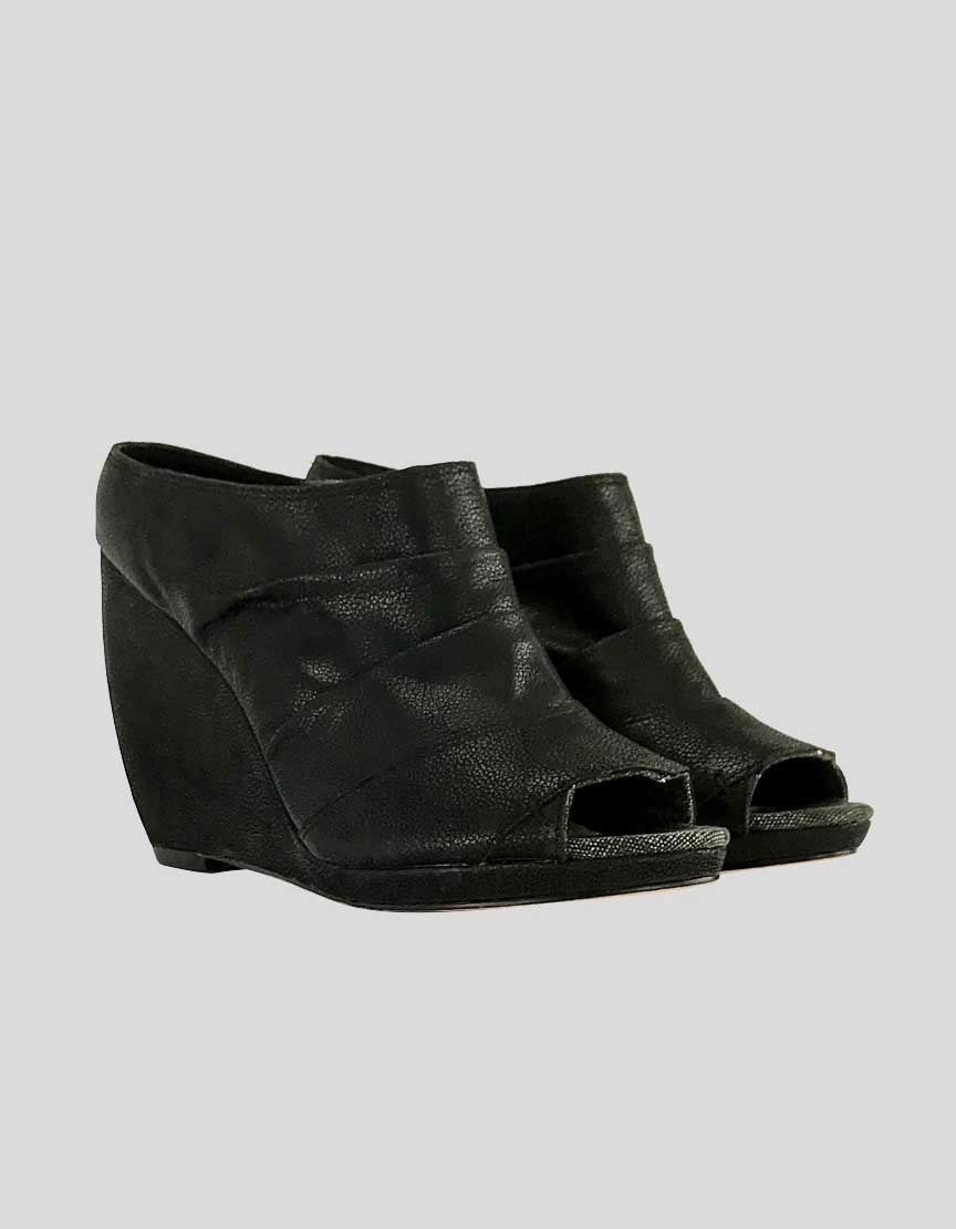 Joe's Jeans Women's Black Peep Toe Platform Wedge Ankle Booties - 7.5 M US