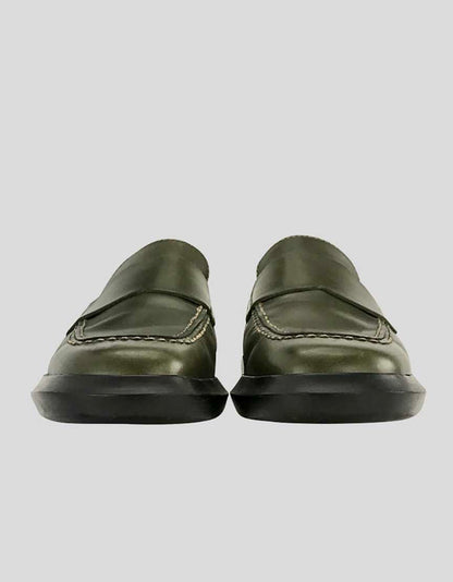 TOD's Women's Green Leather Loafers - 8 US