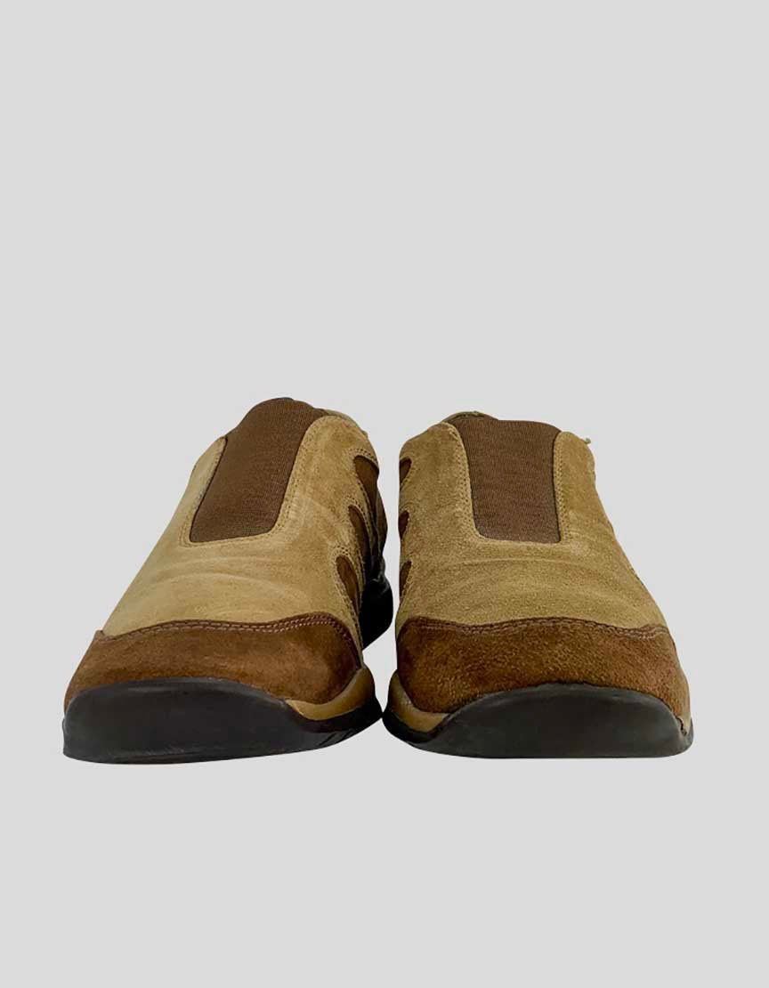 Stuart Weitzman Women's Two Tone Brown Suede Loafers With Elastication At Vamp And Rubber Soles Size 9.5 US