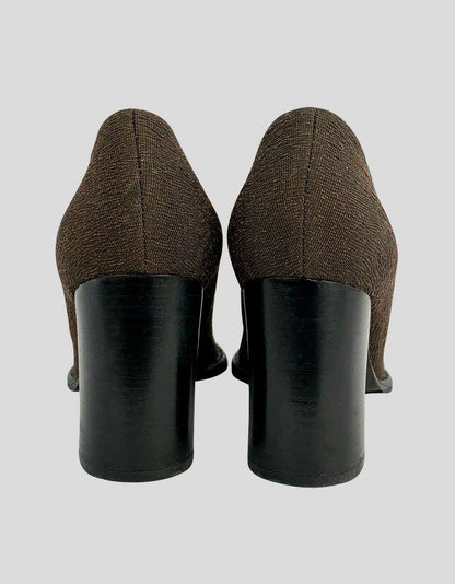 Robert Clergerie Women's Chocolate Brown Fabric Round Toe Pumps With Tonal Stitching And Stacked Wooden Black Heels Size 8 US