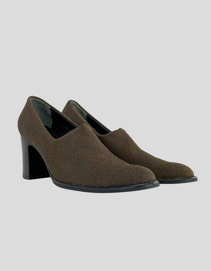 Robert Clergerie Brown Fabric Round Toe Pumps - 8 US