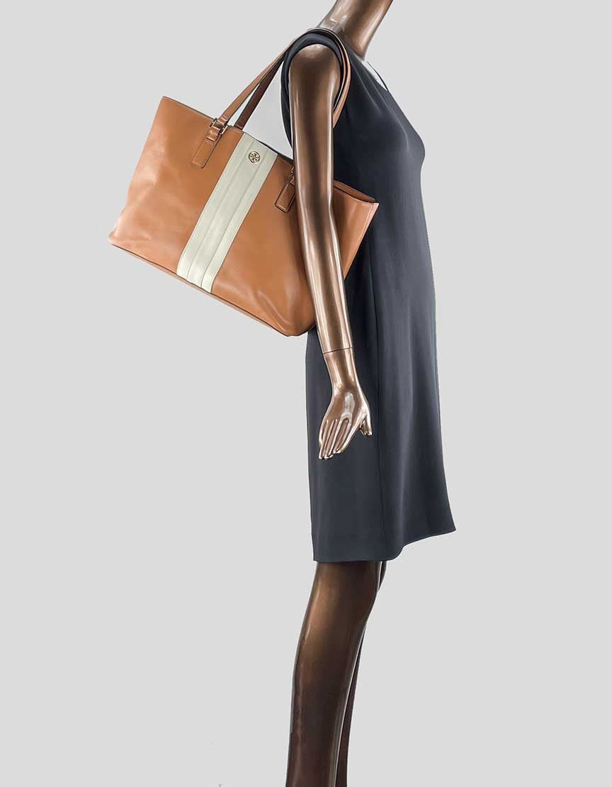 Tory Burch Tote Bag in Brown Leather with Front White Stripe