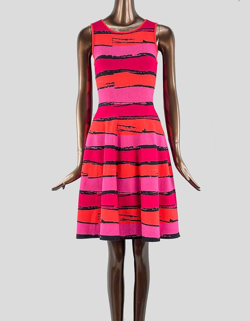 Issa Knit Dress In Pink A Line Cut Size Small