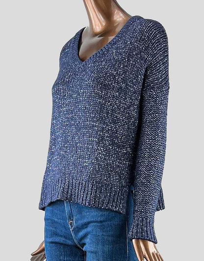 VINCE V-Neck Long Sleeve Sweater - Small