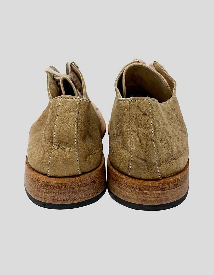 Esquivel Tan and Pink Oxfords - 7 US