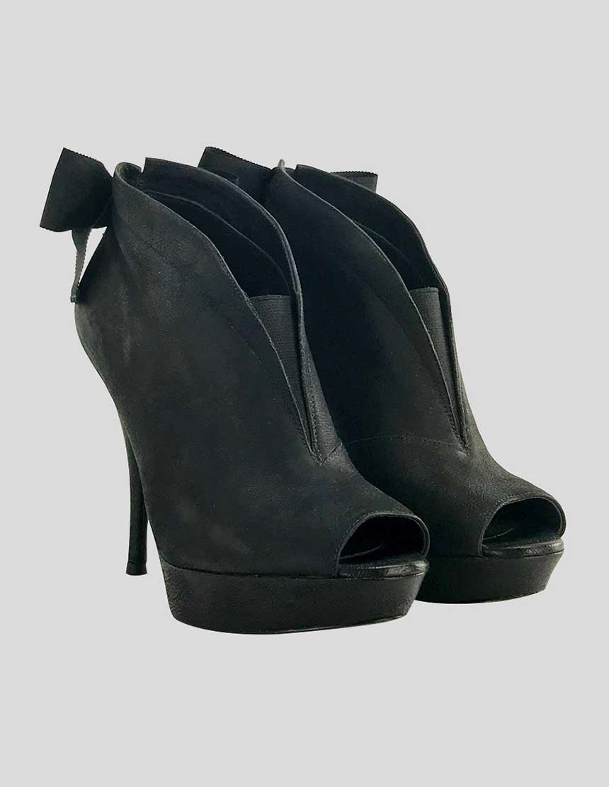 Vera Wang Black Leather Platform Booties With Bow Accent 8 Medium US