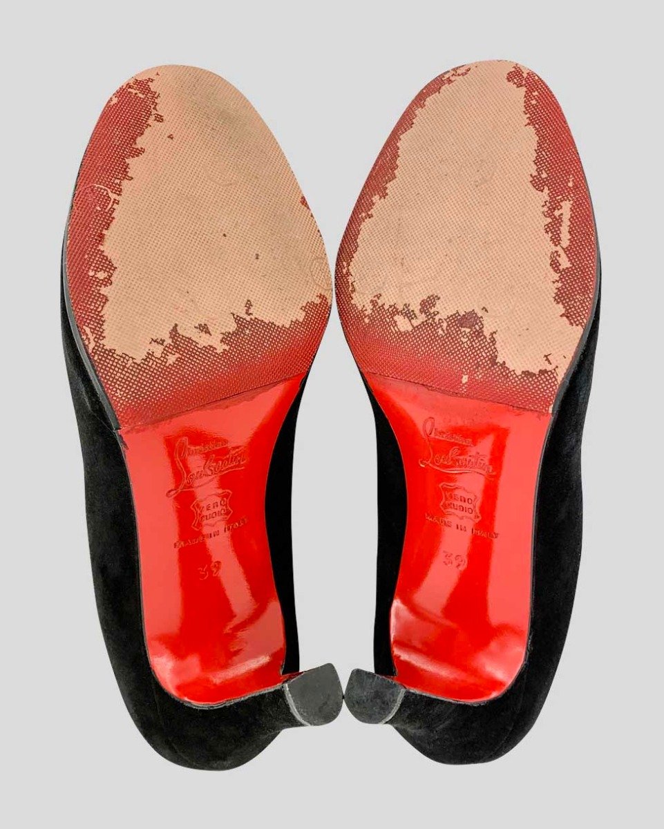 Christian Louboutin Women's Black Suede Side Peep Toe Pump With Tonal Stitching And Covered Heels 39 It