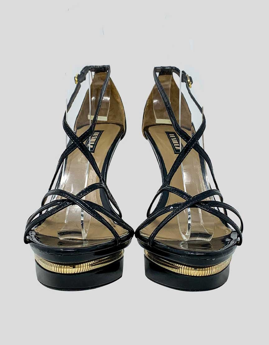 Le Silla Black Patent Leather Open Toe Pumps With Platform