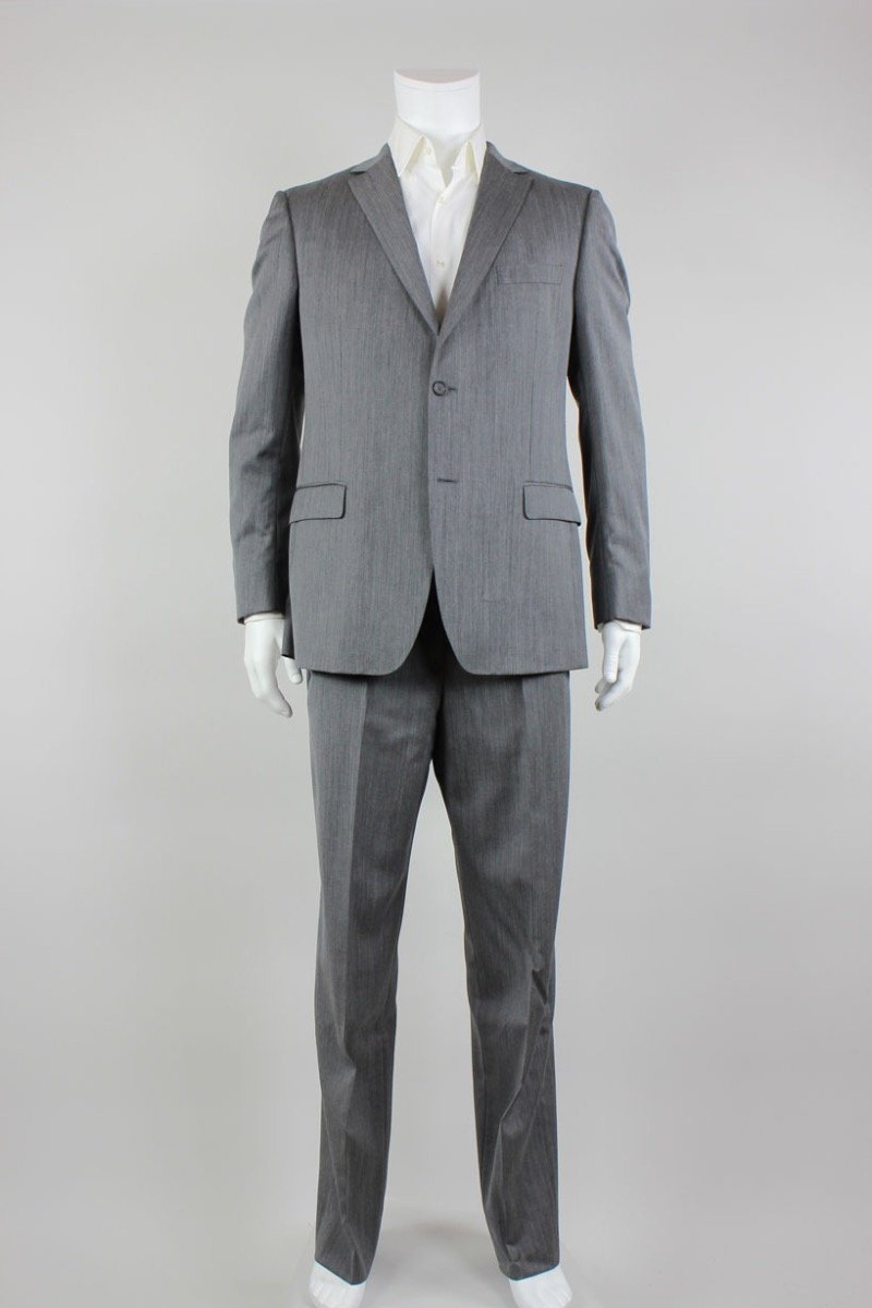 Z Zegna Light Weight Two Button Double Back Vent Suit Jacket With Flat Front Pants 42R