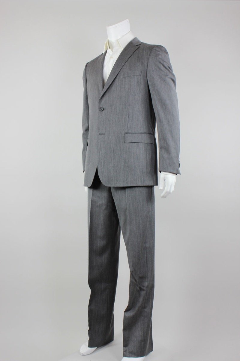 Z Zegna Light Weight Two Button Double Back Vent Suit Jacket With Flat Front Pants 42R