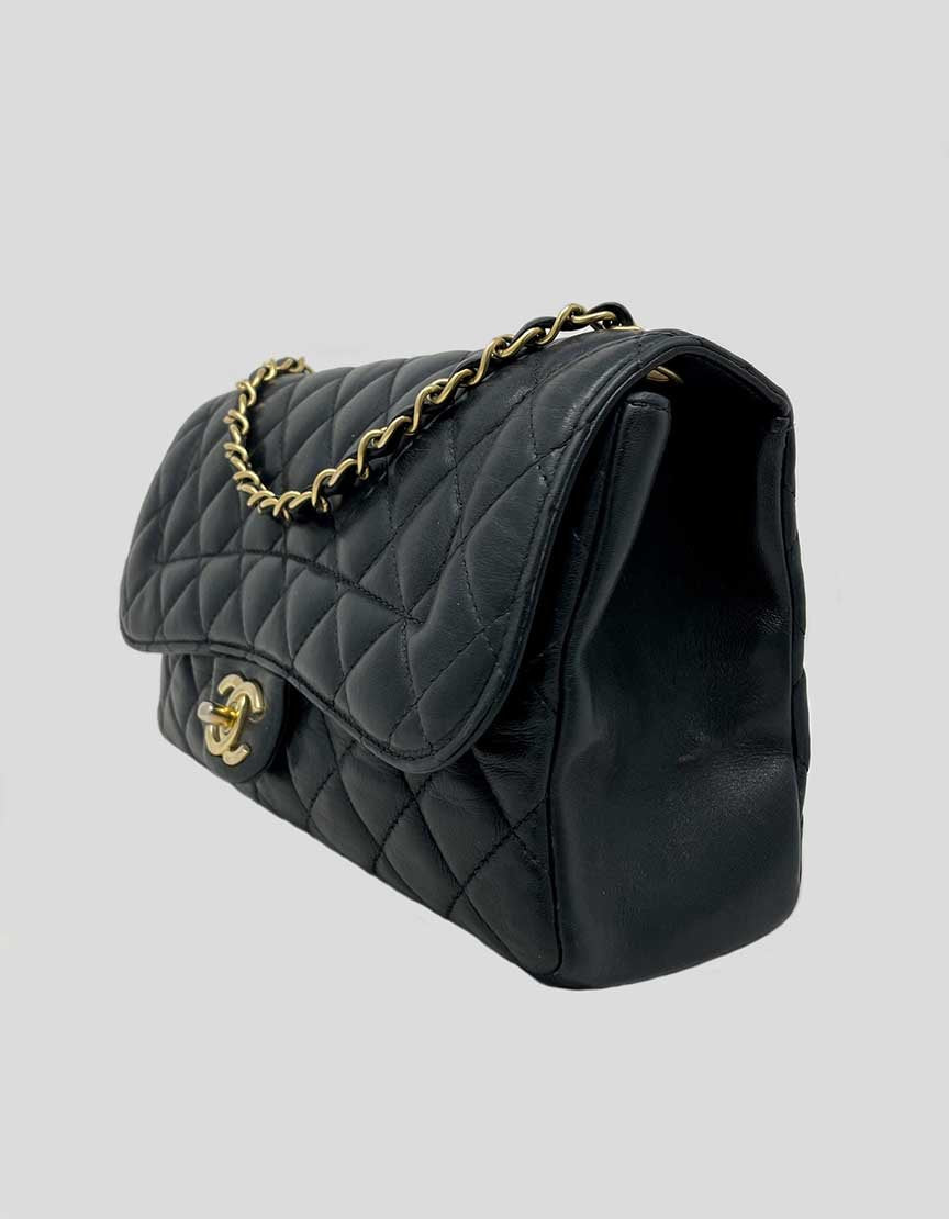 Chanel Black Diamond Shine Flap Handbag