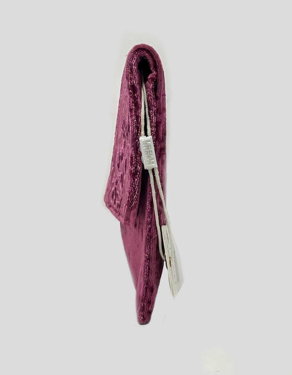 URBAN EXPRESSIONS Velvet Clutch Bag w/ Tags - One Size
