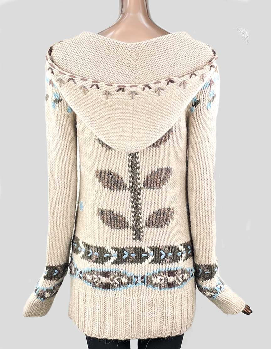 LAROK Sweater with Hood - Small