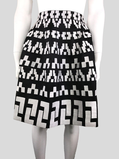 Elliatt Black And White Abstract Print Short Puff Skirt With Net Material Design X-Small